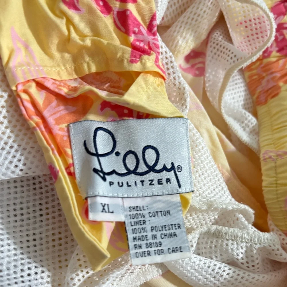 LILLY PULITZER Men's Floral Print Swim Trunks